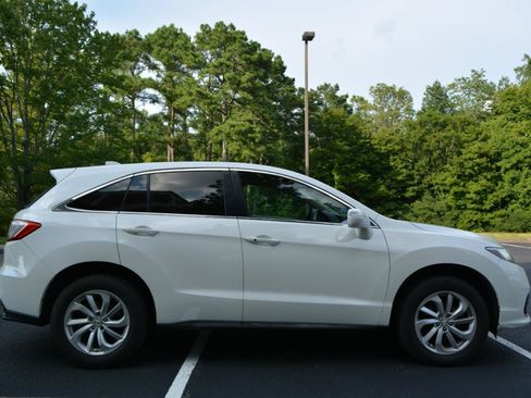 Used 2017 Acura RDX AWD image 4