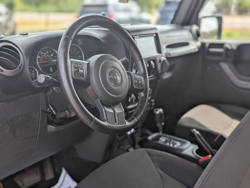 Used 2015 Jeep Wrangler Unlimited Sport w/ Quick Order Package 24S image 22