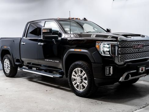 Used 2020 GMC Sierra 2500 Denali w/ Denali Ultimate Package AWD/4WD image 8
