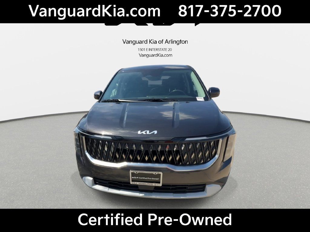 Certified 2026 Kia Carnival FWD image 3