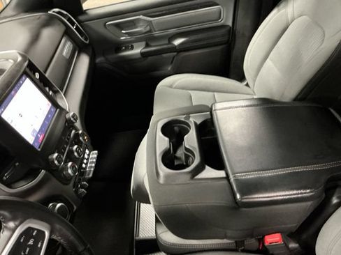 Used 2022 RAM 1500 Big Horn AWD/4WD image 23