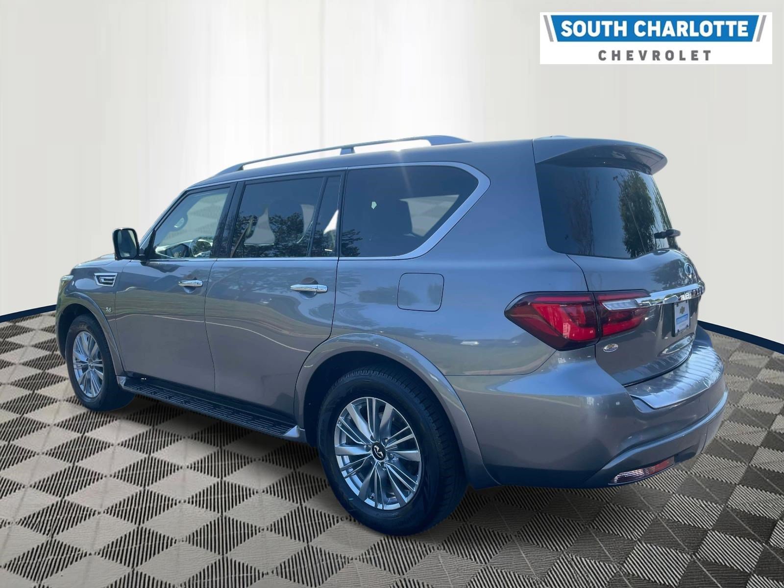 Used 2019 INFINITI QX80 Luxe AWD/4WD image 6
