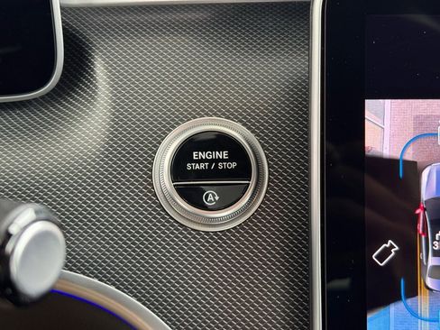 Certified 2025 Mercedes-Benz C 300 4MATIC Sedan image 31