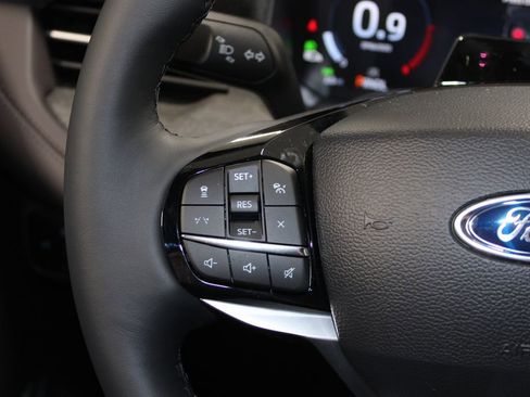 New 2026 Ford Explorer Platinum w/ LUX Leather Package image 37