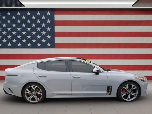 Used 2019 Kia Stinger GT1 image 6