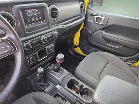 Used 2023 Jeep Wrangler Sport AWD/4WD image 22