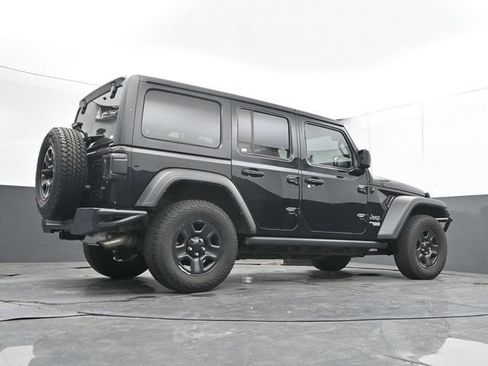 Used 2018 Jeep Wrangler Unlimited Sport AWD/4WD image 22
