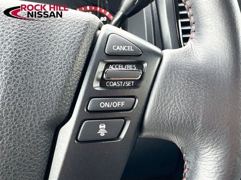 Used 2021 Nissan Titan PRO-4X w/ Pro-4x Convenience Package image 11