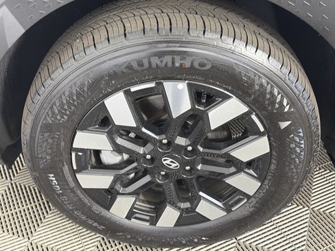 Used 2026 Hyundai Santa Cruz SE AWD/4WD image 13