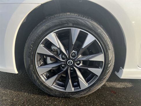 Used 2017 Nissan Sentra SR Turbo w/ Protection Package image 9