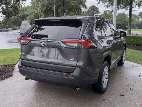 Certified 2024 Toyota RAV4 LE FWD image 10