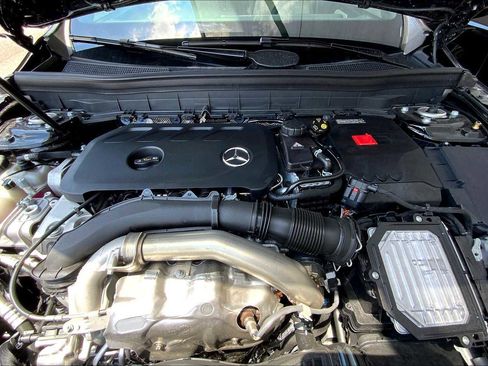 New 2025 Mercedes-Benz GLB 250 GLB 250 image 18