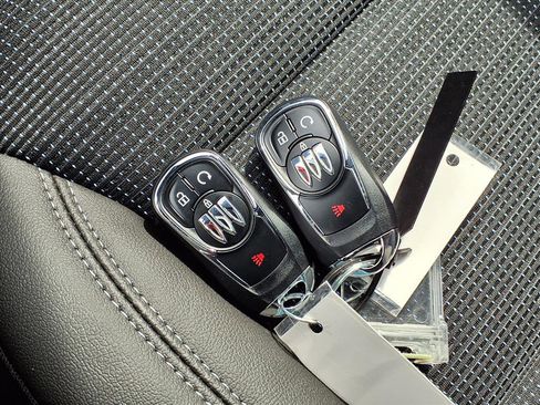 New 2026 Buick Envista Preferred w/ Convenience I Package image 11