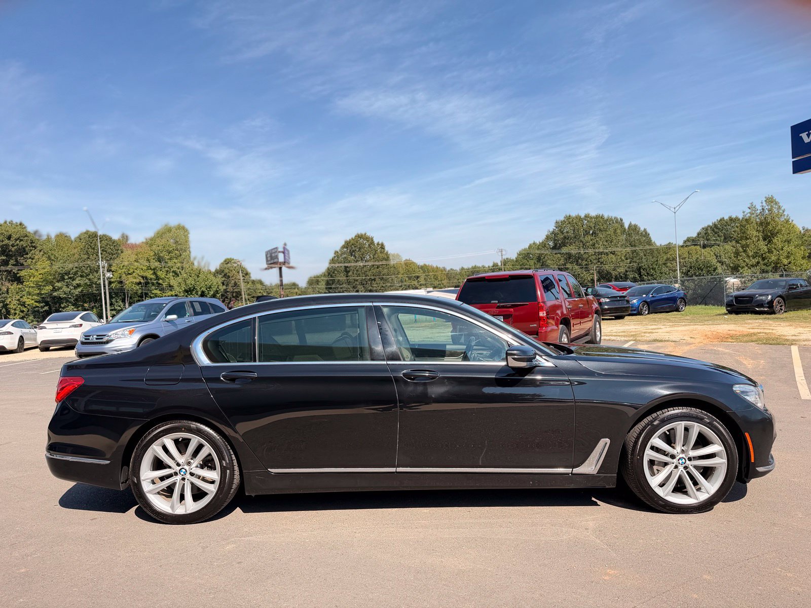 Used 2018 BMW 750i xDrive AWD/4WD image 8