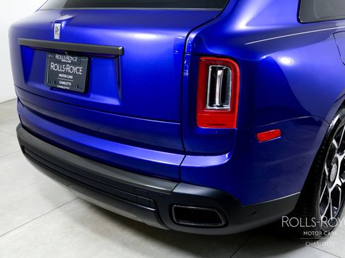 Certified 2024 Rolls-Royce Cullinan Black Badge w/ Dark Exterior Package image 51