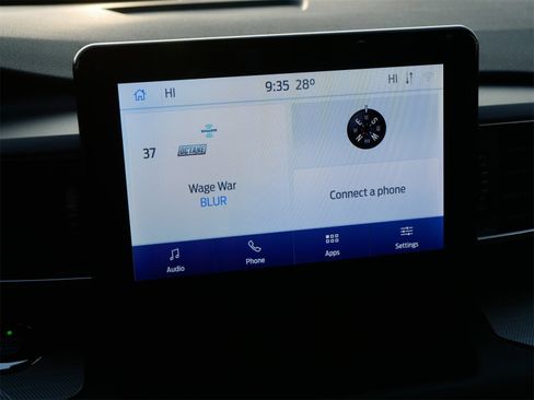 Certified 2020 Ford Explorer XLT w/ Equipment Group 202A image 22