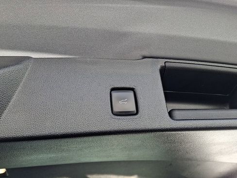 Certified 2022 Ford Escape SE w/ Convenience Package image 30