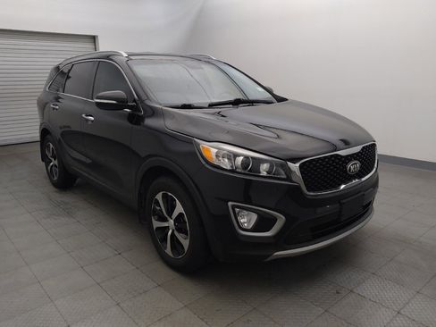 Used 2018 Kia Sorento EX FWD image 13