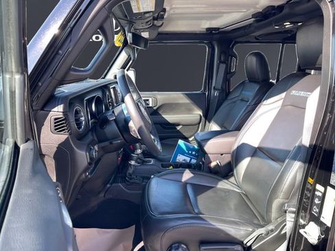 Used 2021 Jeep Wrangler Unlimited Rubicon 4xe w/ Cold Weather Group image 9