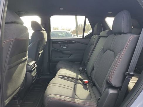 New 2025 Honda Pilot Sport image 26