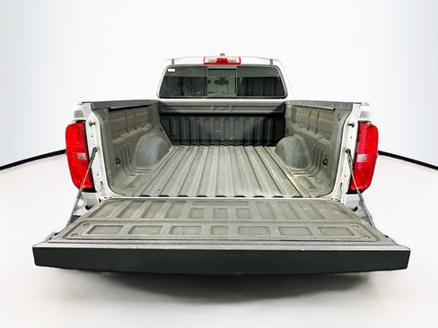 Used 2020 Chevrolet Colorado LT w/ LT Convenience Package image 26