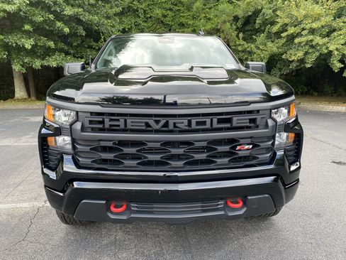 Used 2024 Chevrolet Silverado 1500 Custom Trail Boss w/ LPO, Dark Essentials Package AWD/4WD image 3