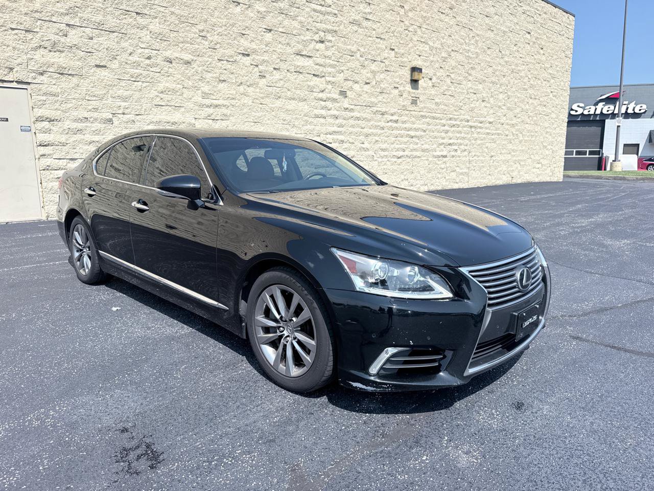 Used 2014 Lexus LS 460 AWD w/ Comfort Package image 7