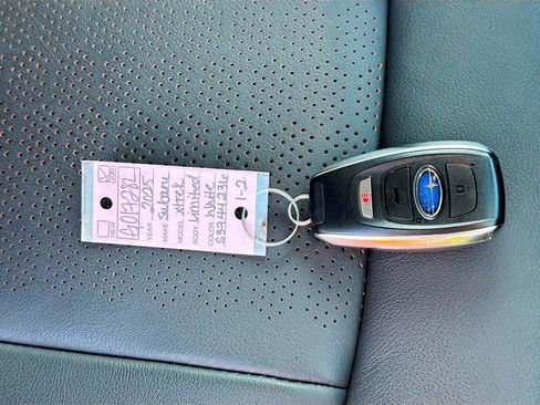 Certified 2025 Subaru Crosstrek 2.5i Limited w/ Crosstrek Mirror Package image 40