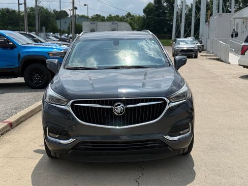 Used 2019 Buick Enclave Essence FWD image 3
