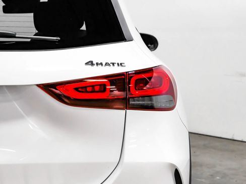 Used 2021 Mercedes-Benz GLA 250 GLA 250 4MATIC Sport Utility 4 image 40