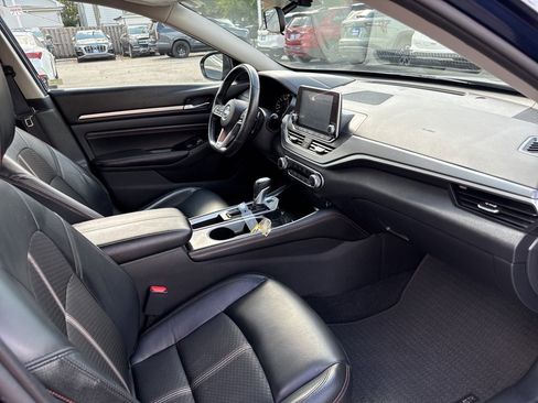 Used 2023 Nissan Altima 2.5 SR image 21