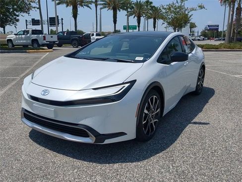 New 2026 Toyota Prius Plug-In Hybrid image 8