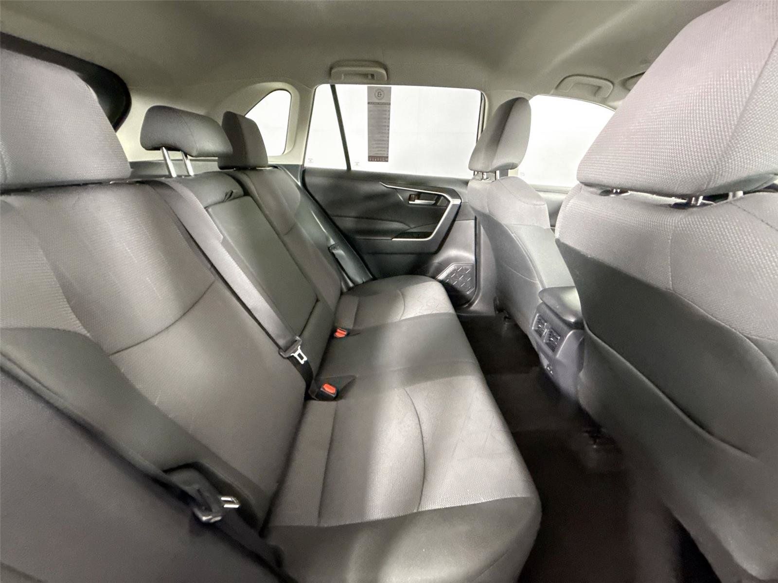 Certified 2025 Toyota RAV4 XLE FWD image 50