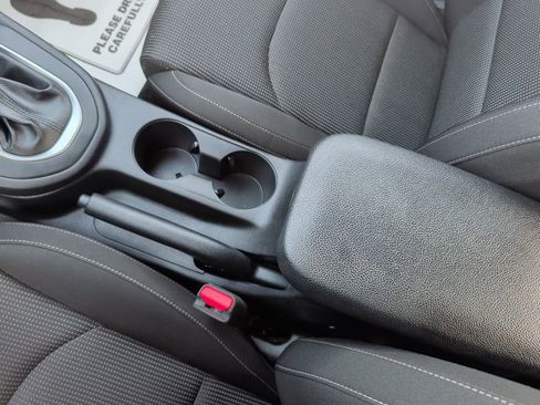 Used 2021 Kia Forte LXS image 17