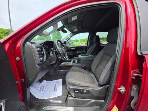 Used 2021 Chevrolet Silverado 1500 LT Trail Boss AWD/4WD image 32