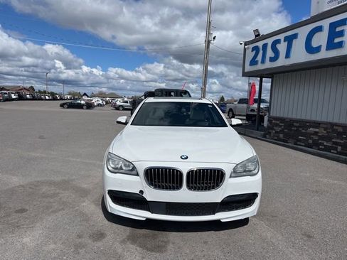 Used 2015 BMW 750i RWD image 3