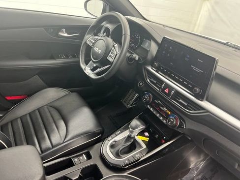 Used 2024 Kia Forte GT-Line w/ GT-Line Premium Package FWD image 25