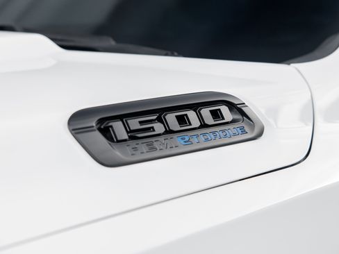 Used 2024 RAM 1500 Big Horn image 12