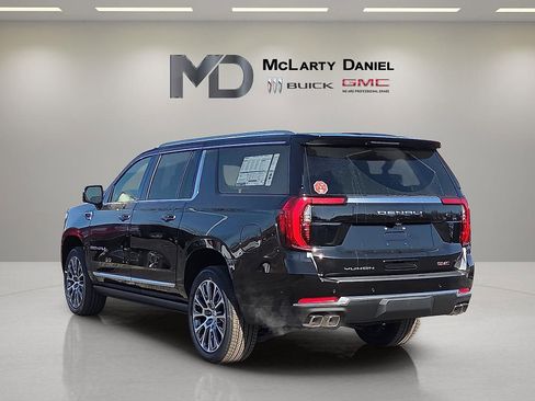 New 2026 GMC Yukon XL Denali w/ Sun & Power Step Package AWD/4WD image 4