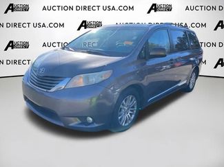 Used 2013 Toyota Sienna XLE 360° Tour