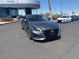 Used 2023 Nissan Altima 2.5 SV FWD video 3