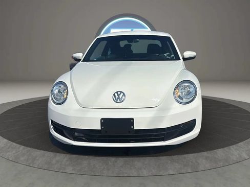 Used 2012 Volkswagen Beetle 2.5 FWD image 9