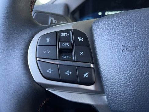 New 2026 Ford Explorer Active w/ Active Comfort Package AWD/4WD image 15