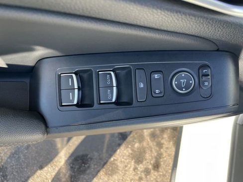 Used 2024 Honda Civic EX-L image 15