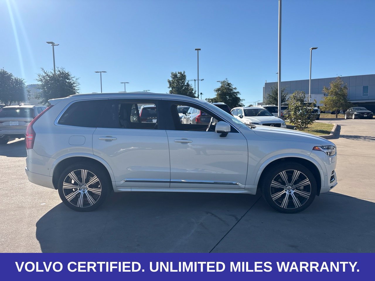 Certified 2024 Volvo XC90 T8 Plus w/ Protection Package Premier AWD/4WD image 6