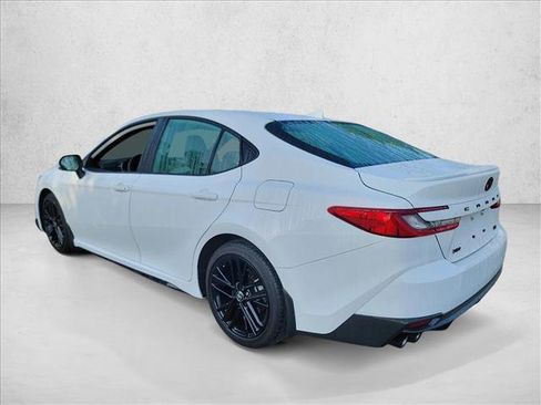 Used 2026 Toyota Camry SE w/ Convenience Package FWD image 7