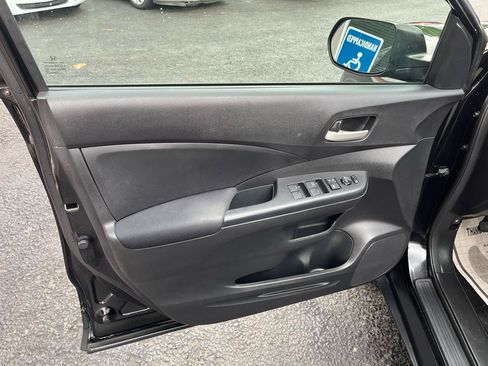 Used 2016 Honda CR-V LX image 23