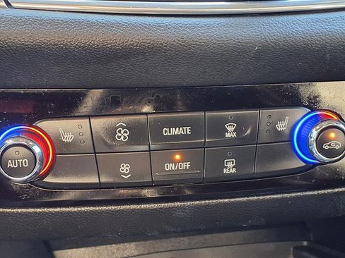 Used 2024 Buick Enclave Essence w/ LPO, Cargo Package image 6