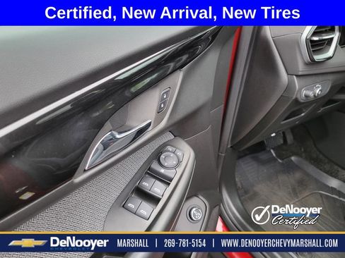 Used 2024 Chevrolet TrailBlazer LT w/ Convenience Package FWD image 7