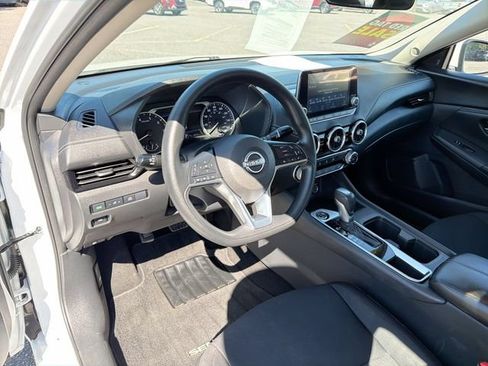 Used 2025 Nissan Sentra SV FWD image 12